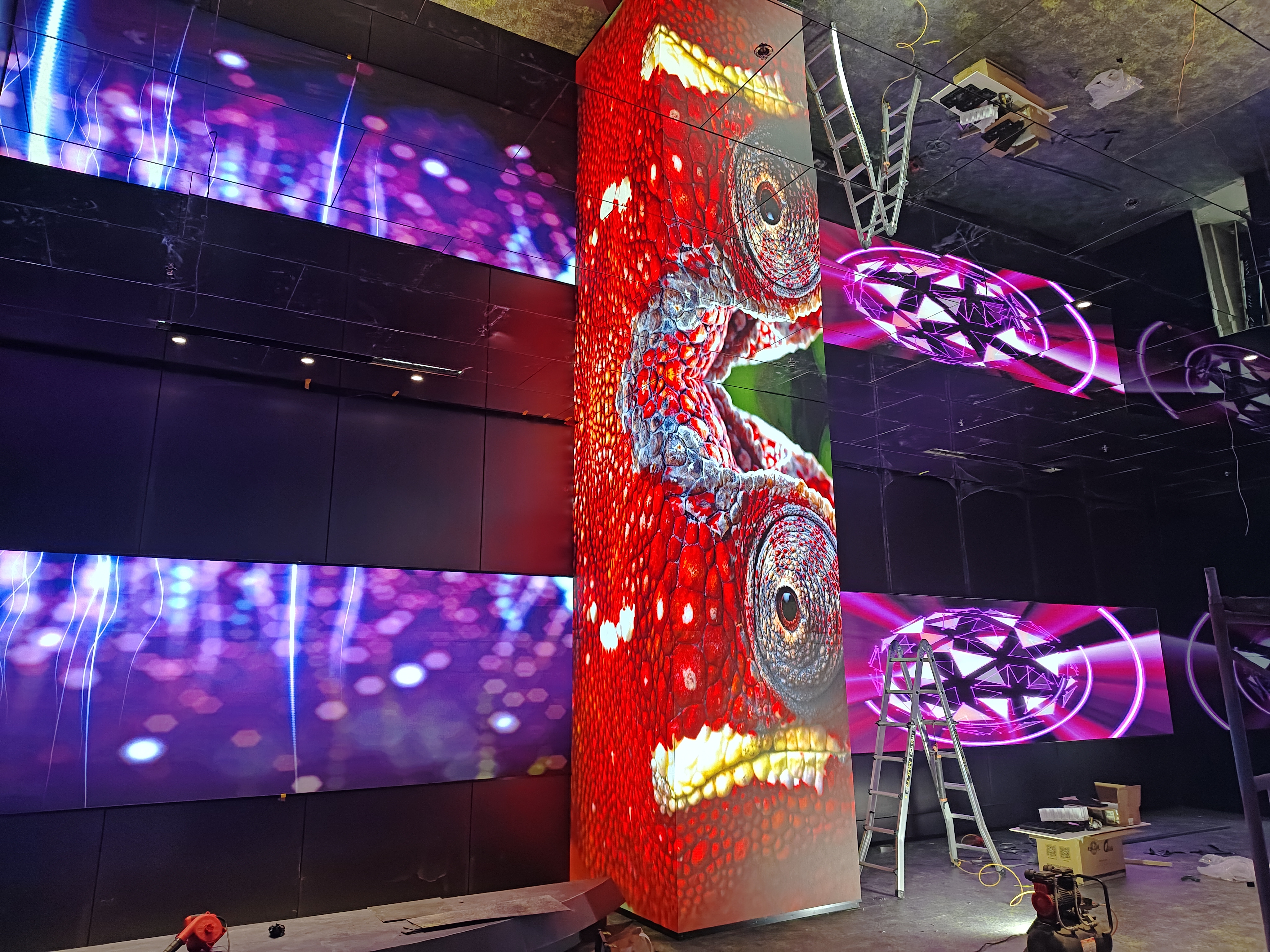 新动力创业中心展厅多屏 LED 显示屏控制系统项目